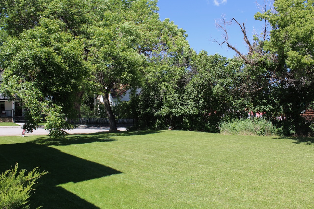 506 1st Avenue E A,b,c Property Photo 5