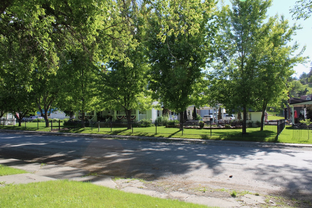506 1st Avenue E A,b,c Property Photo 61