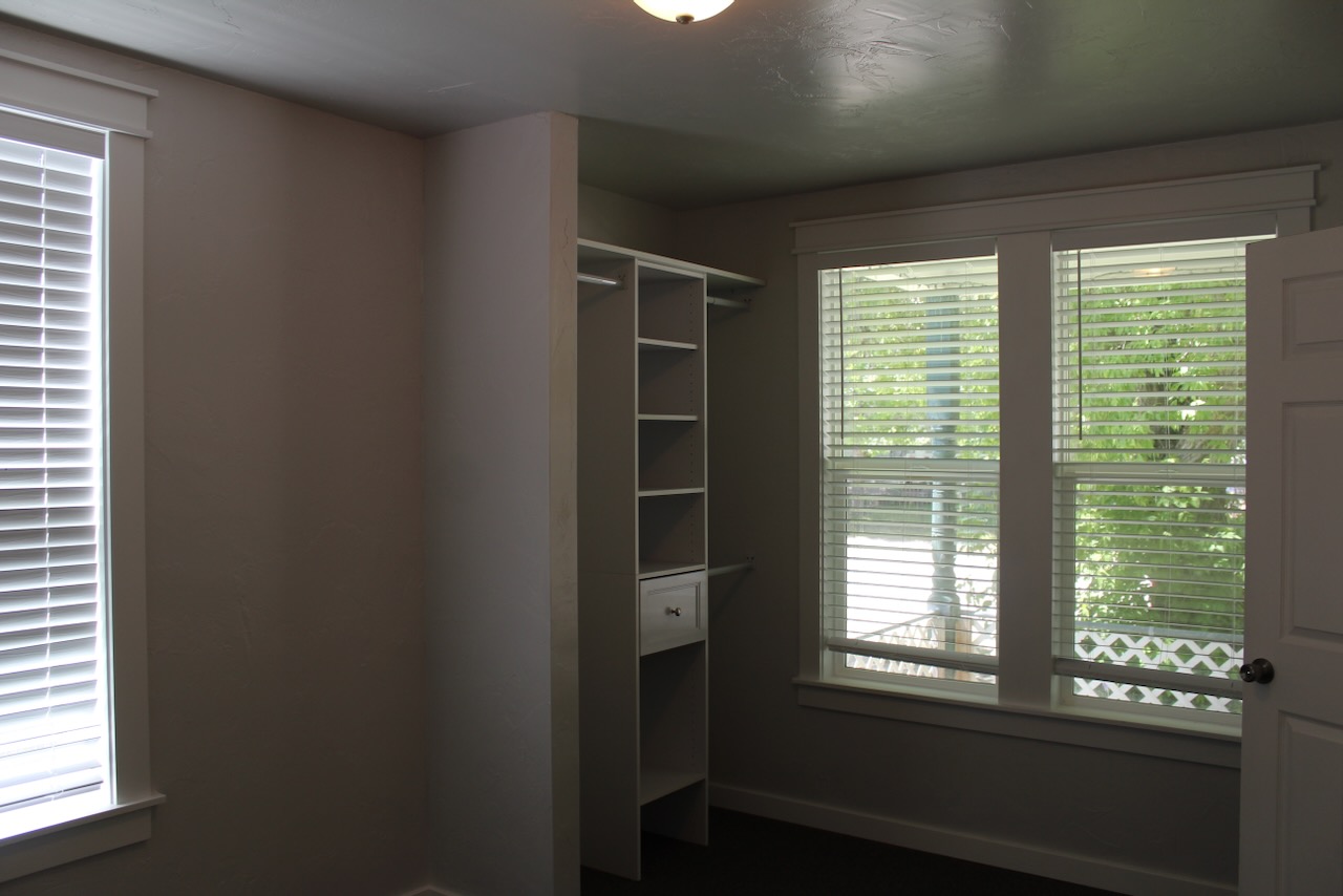 506 1st Avenue E A,b,c Property Photo 70