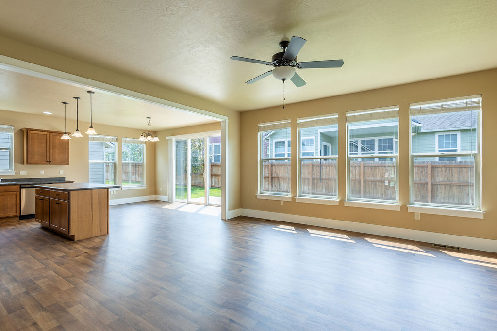 180 Bayberry Lane Property Photo 3