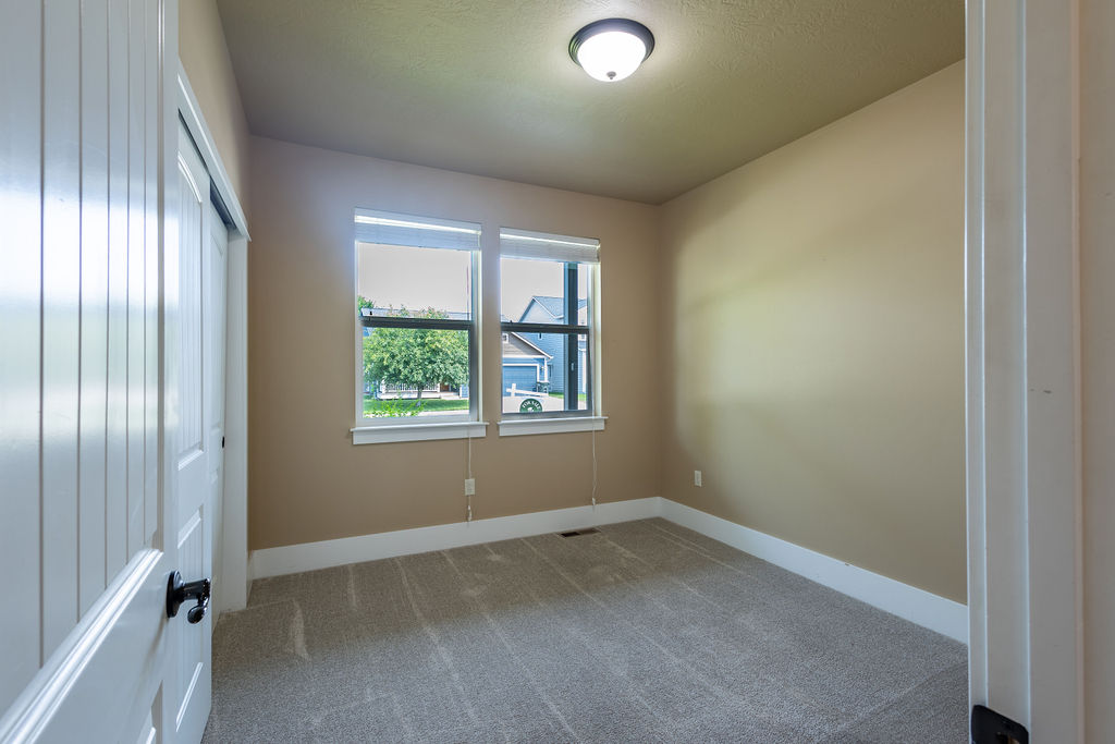 180 Bayberry Lane Property Photo 20