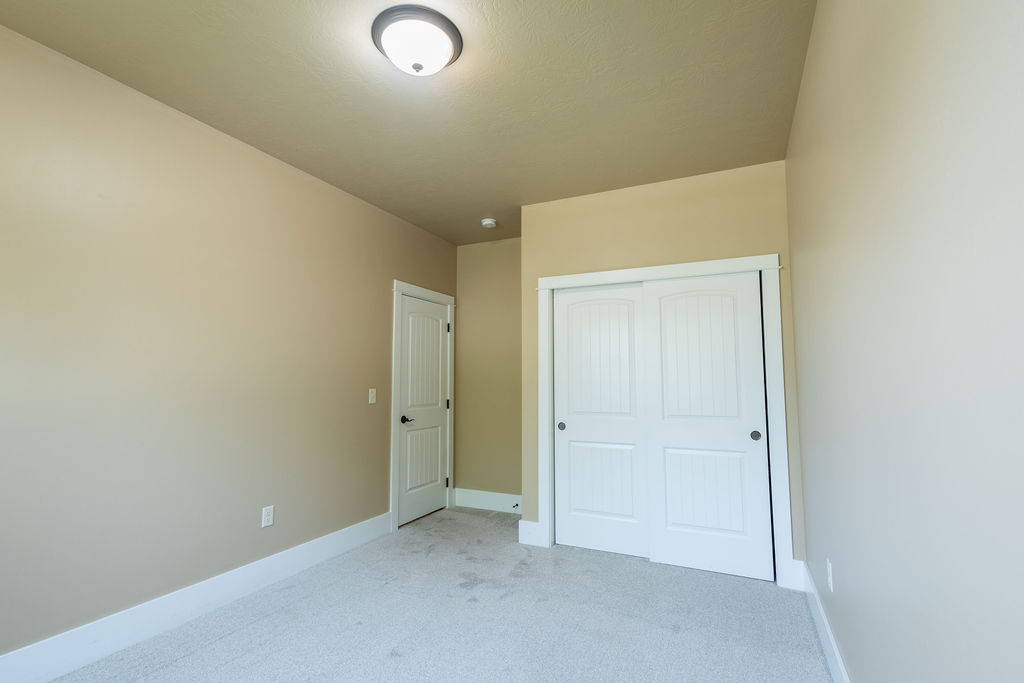 180 Bayberry Lane Property Photo 22