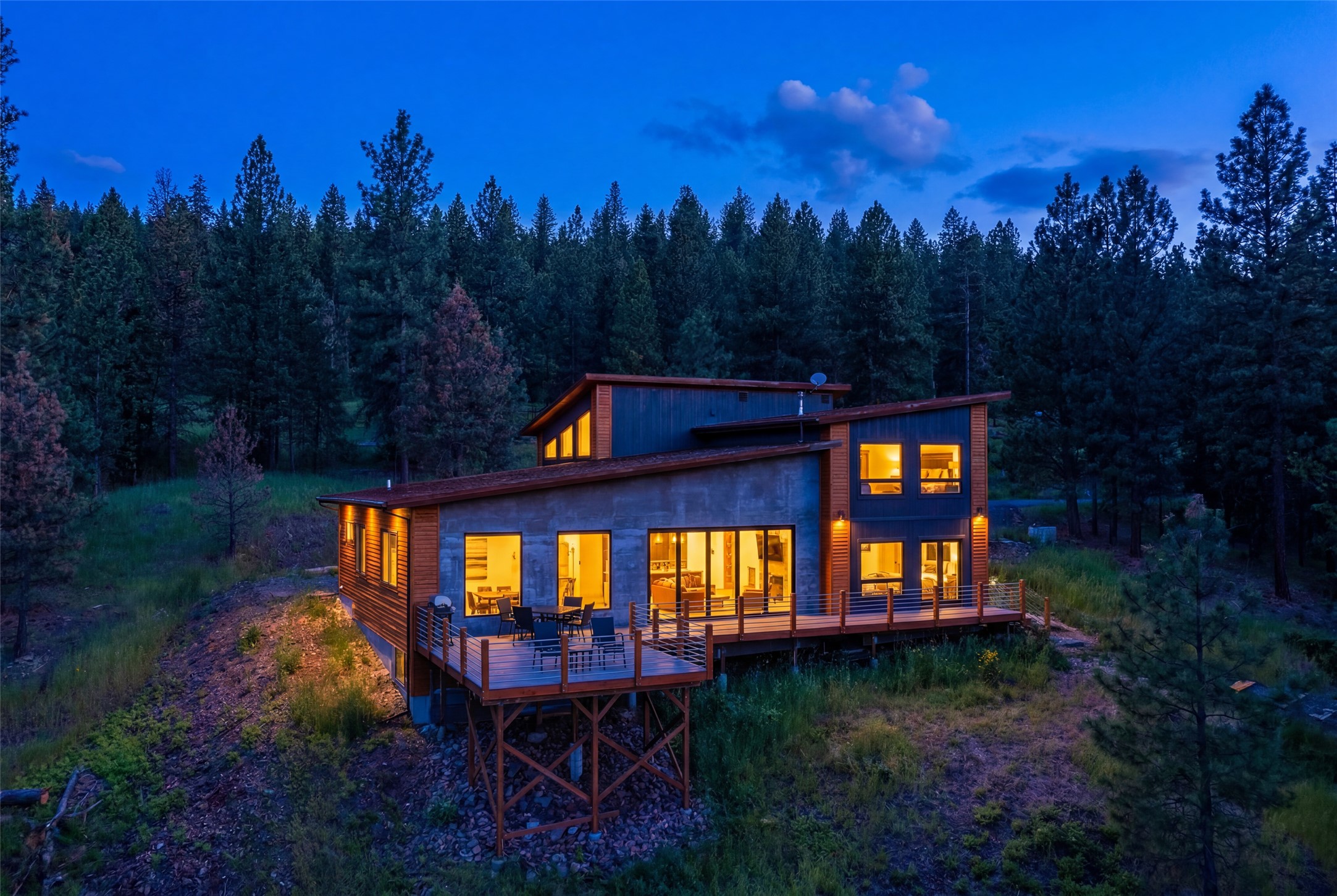 1136 Big Flat Road Property Photo 1
