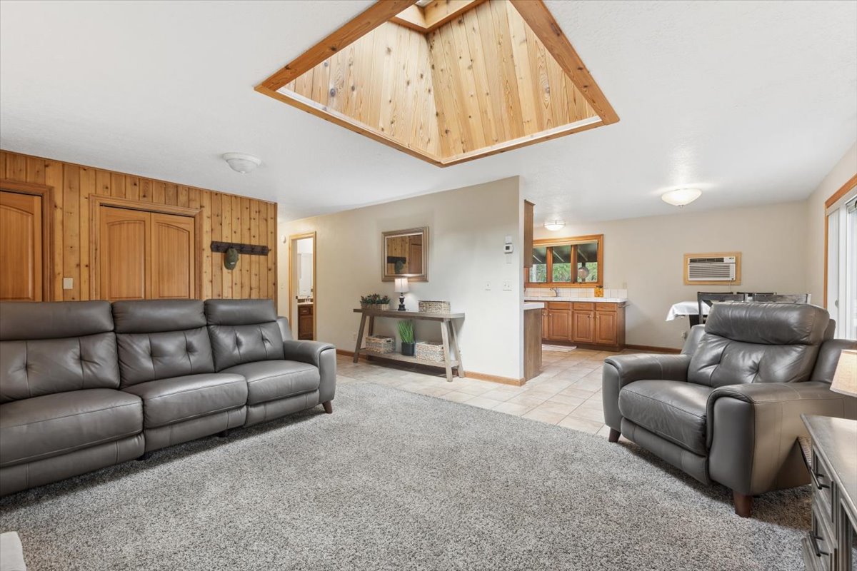 201 Mallard Loop Property Photo 45