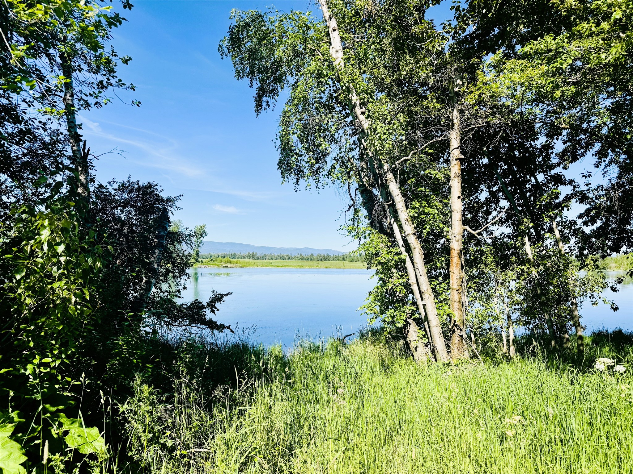 900 Riverside Road Property Photo 4