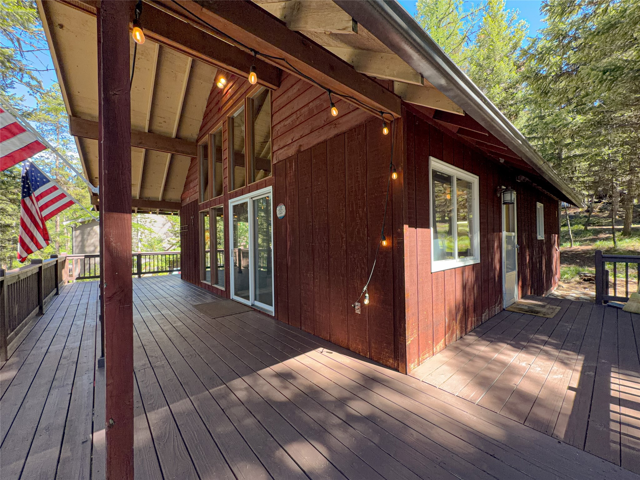 118 Locke Bay Drive E Property Photo 28