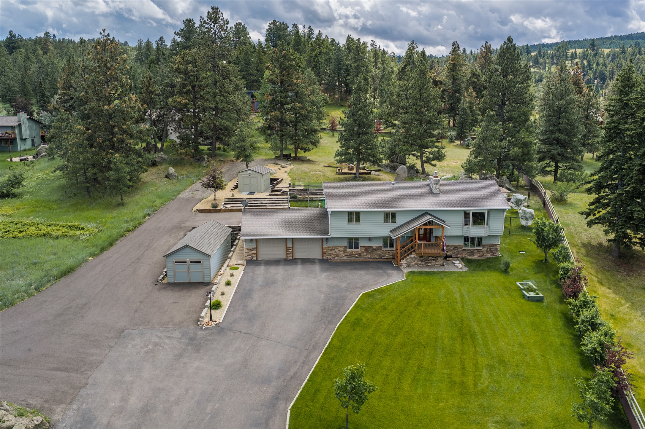 13 Big Dipper Drive Property Photo 2