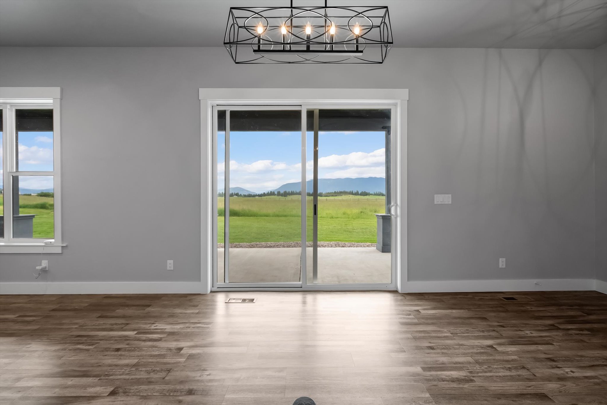 53 Mannington Street Property Photo 11