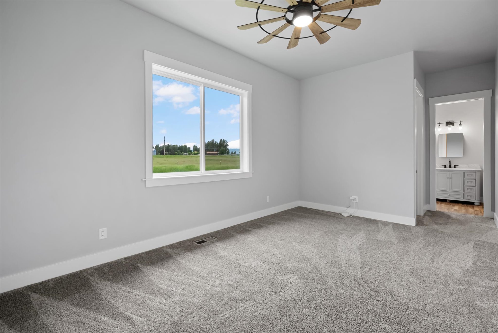 53 Mannington Street Property Photo 22