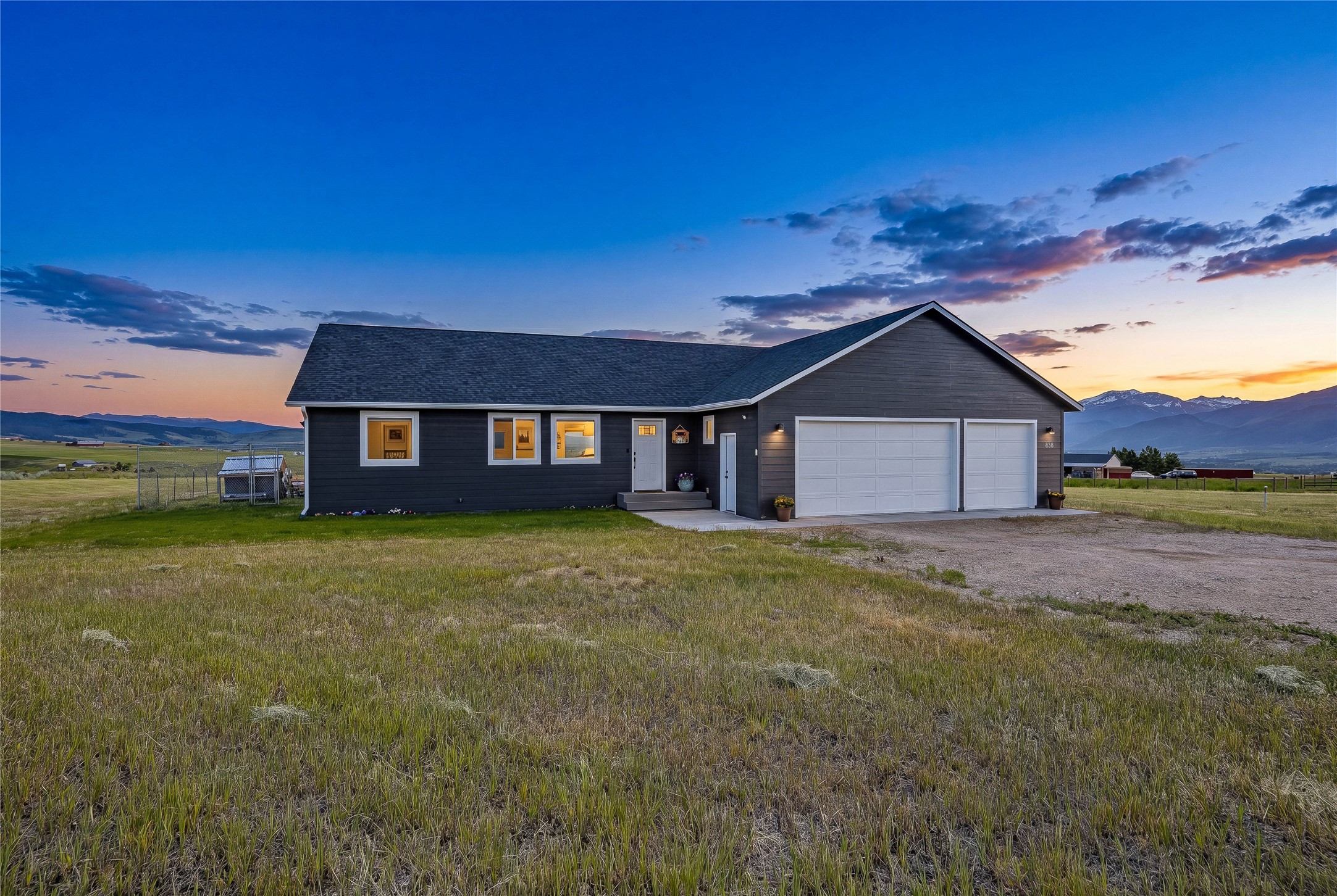 838 Diamond Ridge Loop Property Photo 2