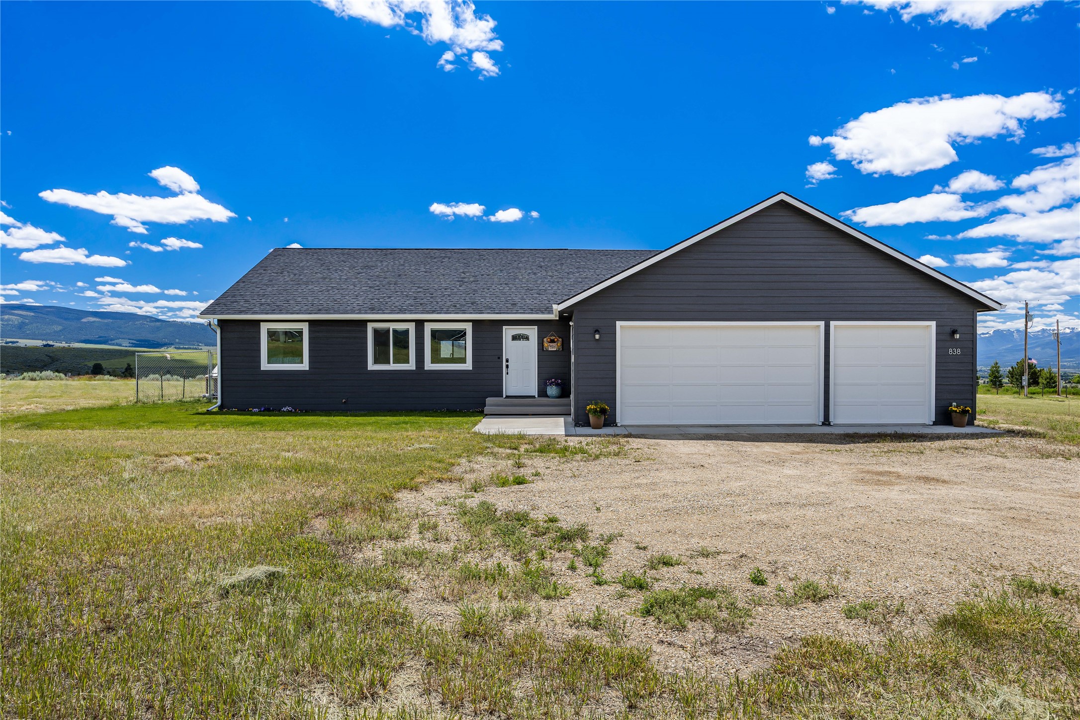 838 Diamond Ridge Loop Property Photo 36