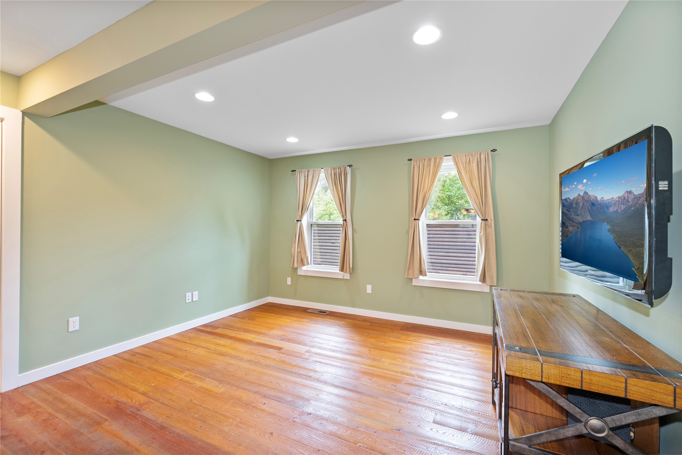 616 Park Avenue Property Photo 16