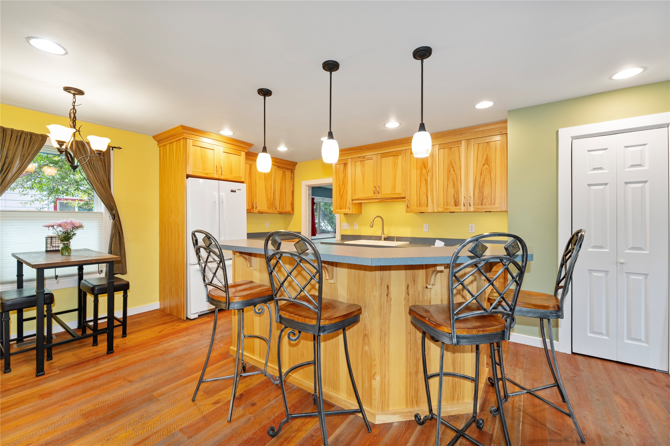 616 Park Avenue Property Photo 26