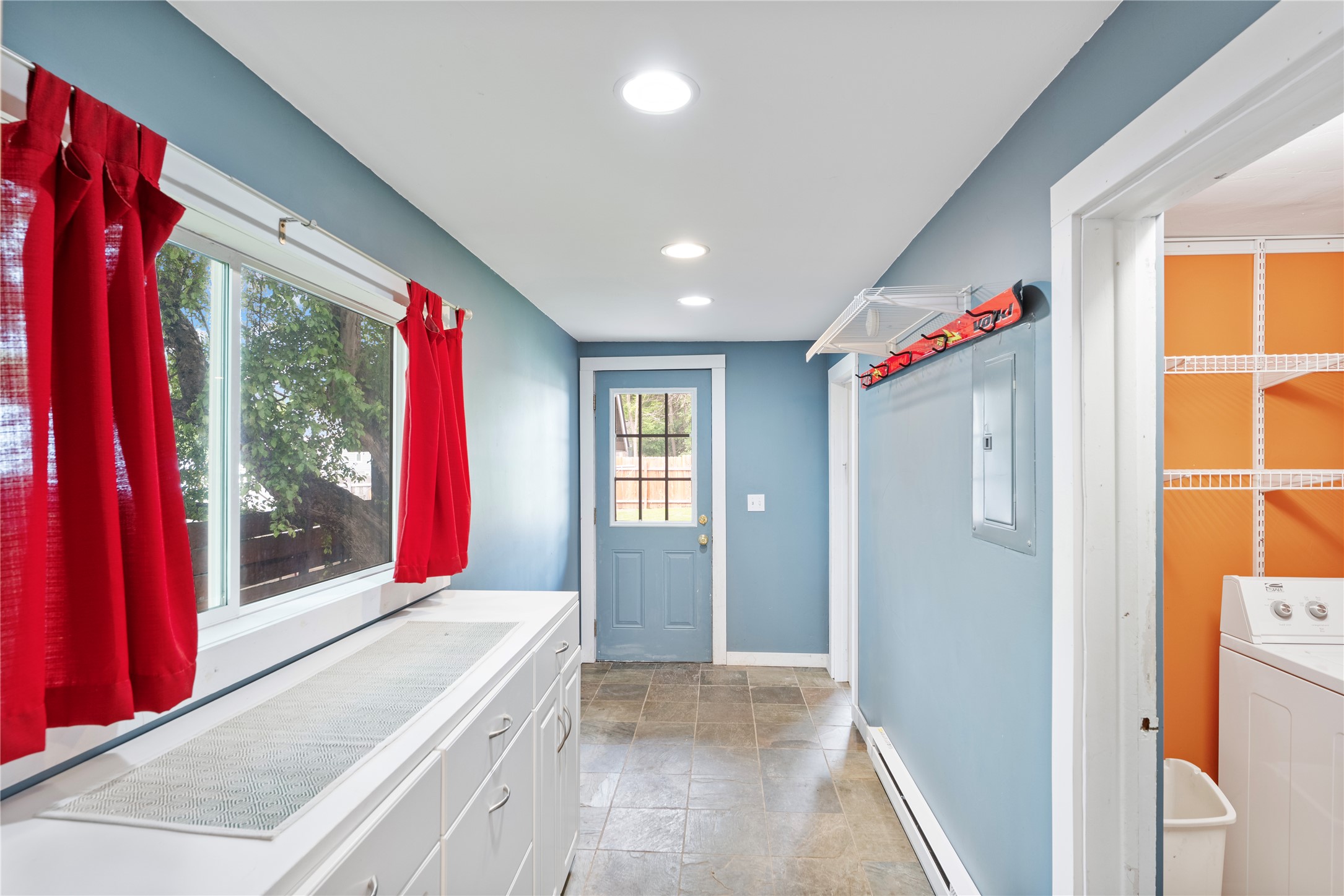 616 Park Avenue Property Photo 27