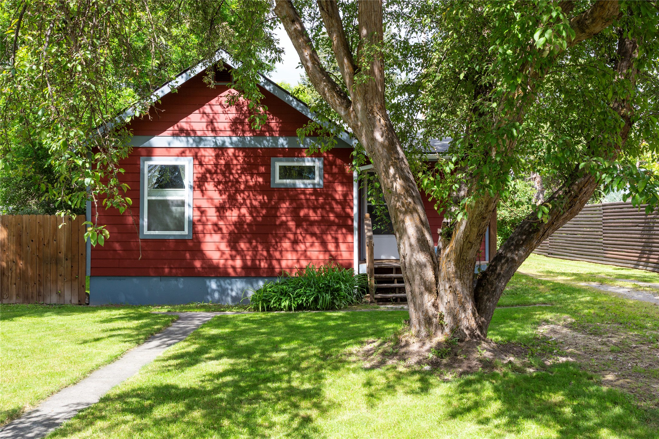 616 Park Avenue Property Photo 31