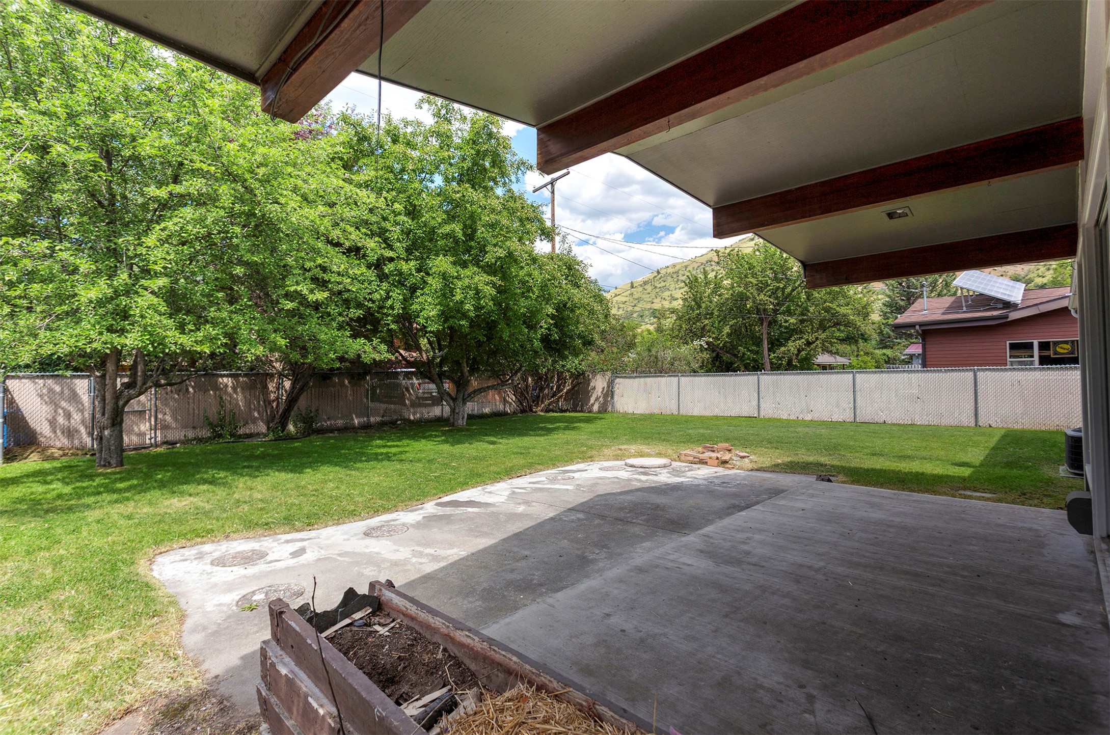 640 Woodworth Avenue Property Photo 16