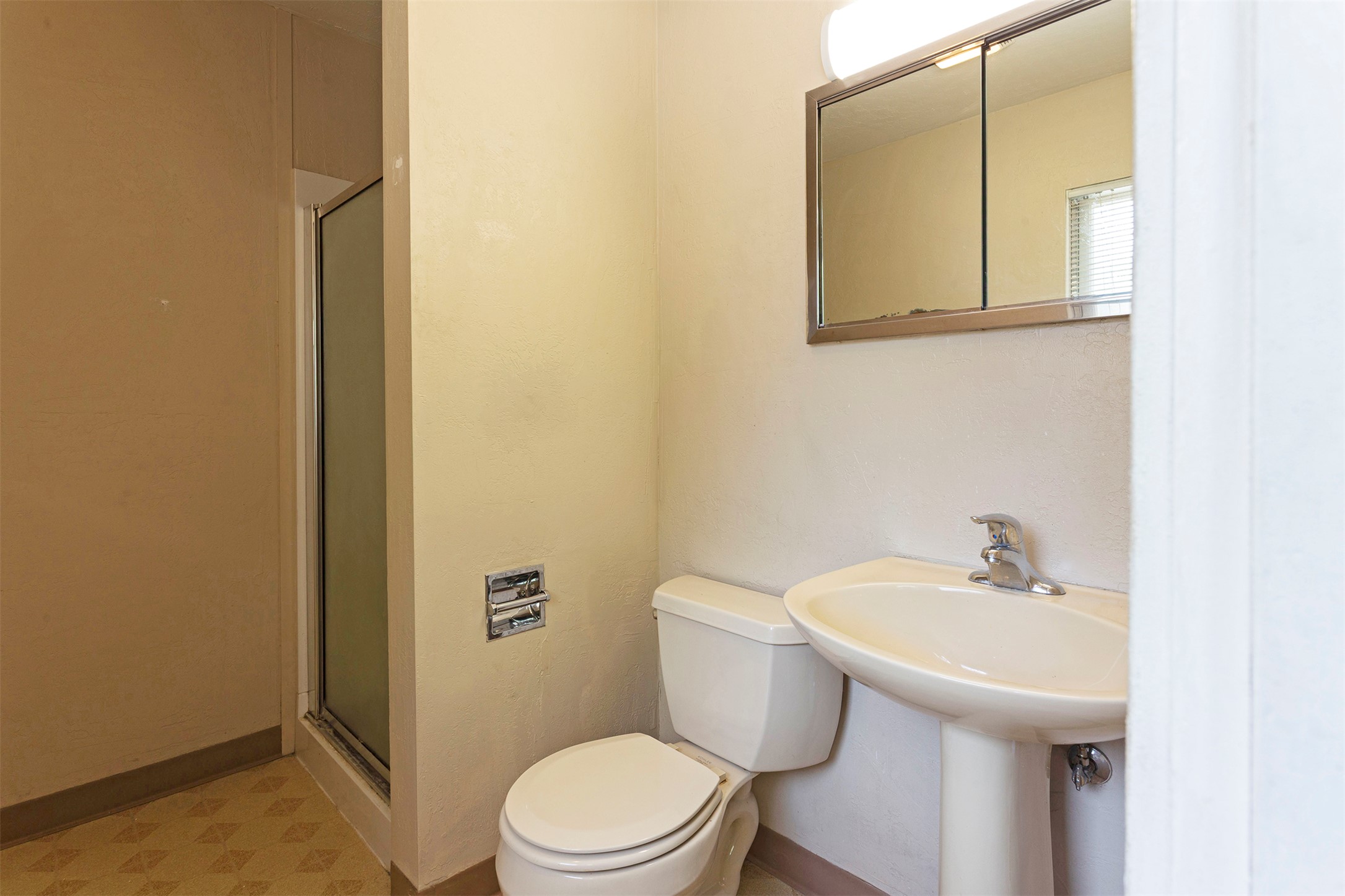 640 Woodworth Avenue Property Photo 43