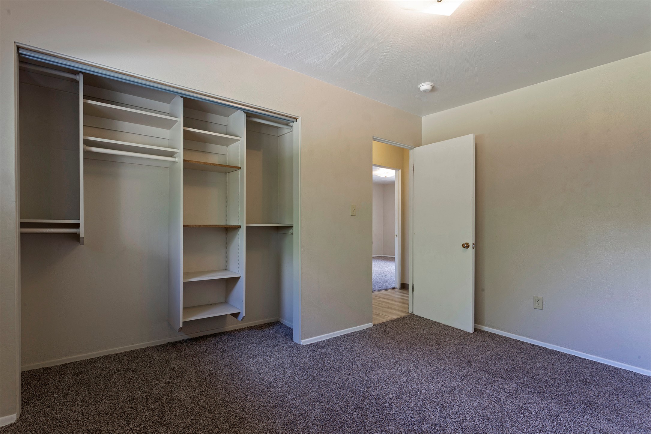 640 Woodworth Avenue Property Photo 45
