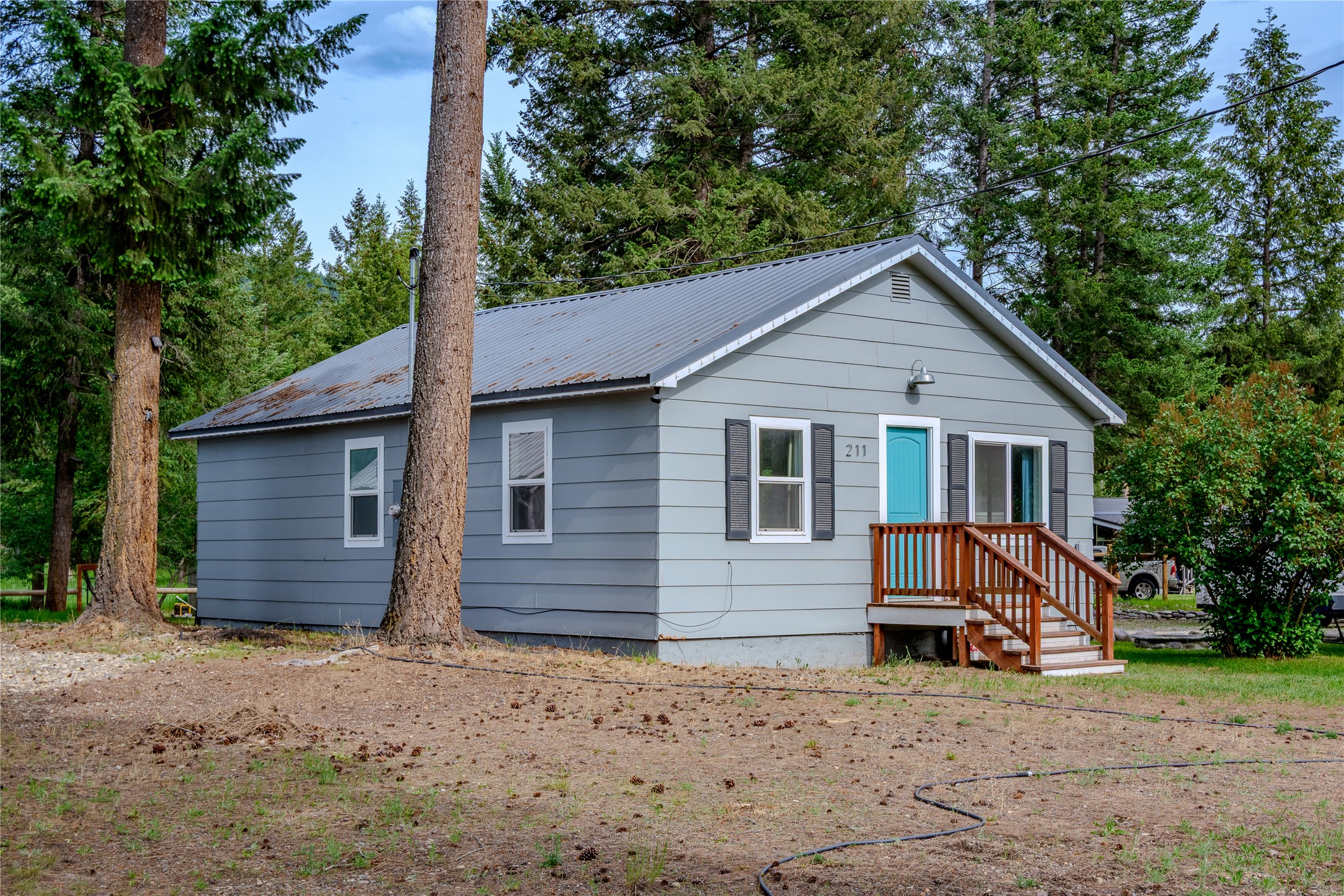 211 Autumn Road Property Photo 2
