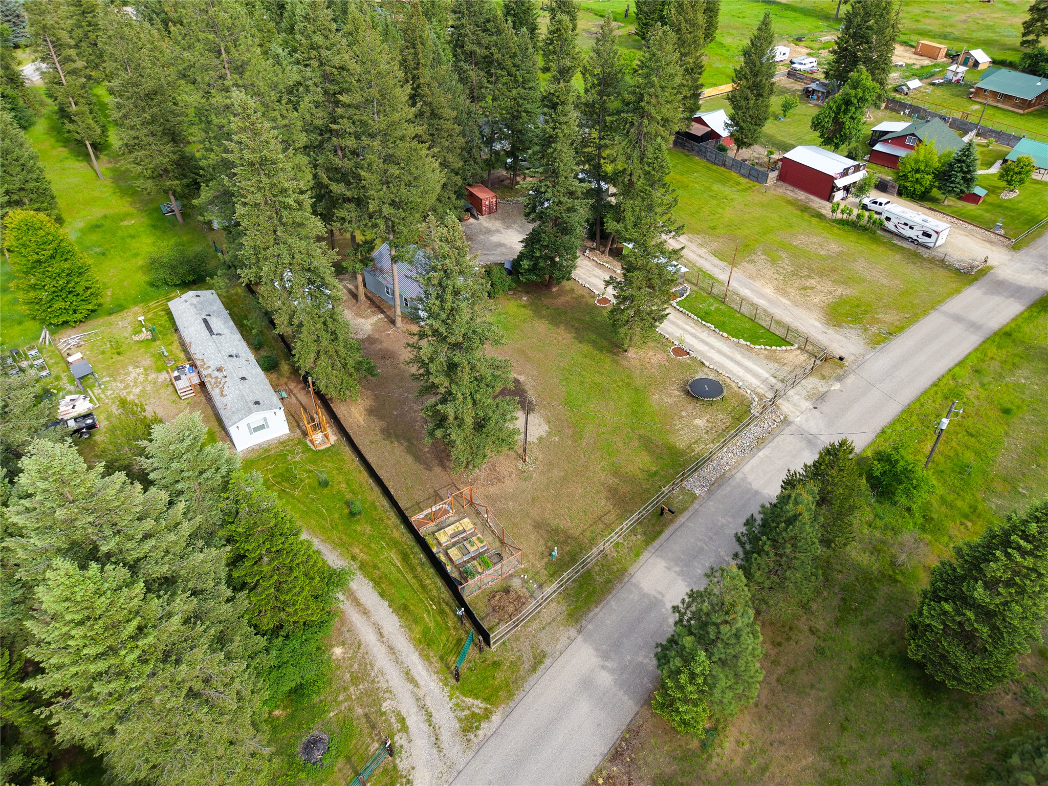 211 Autumn Road Property Photo 5