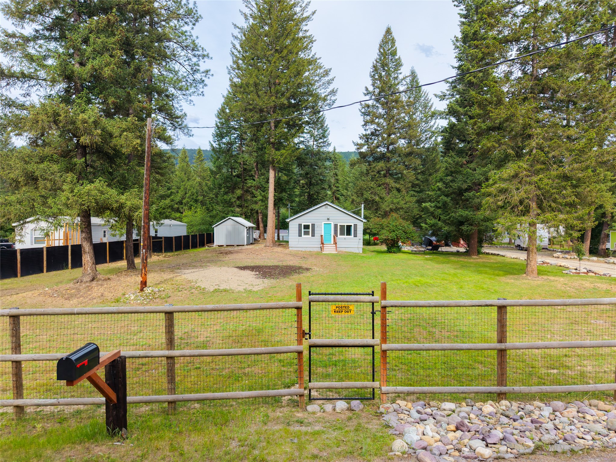 211 Autumn Road Property Photo 17