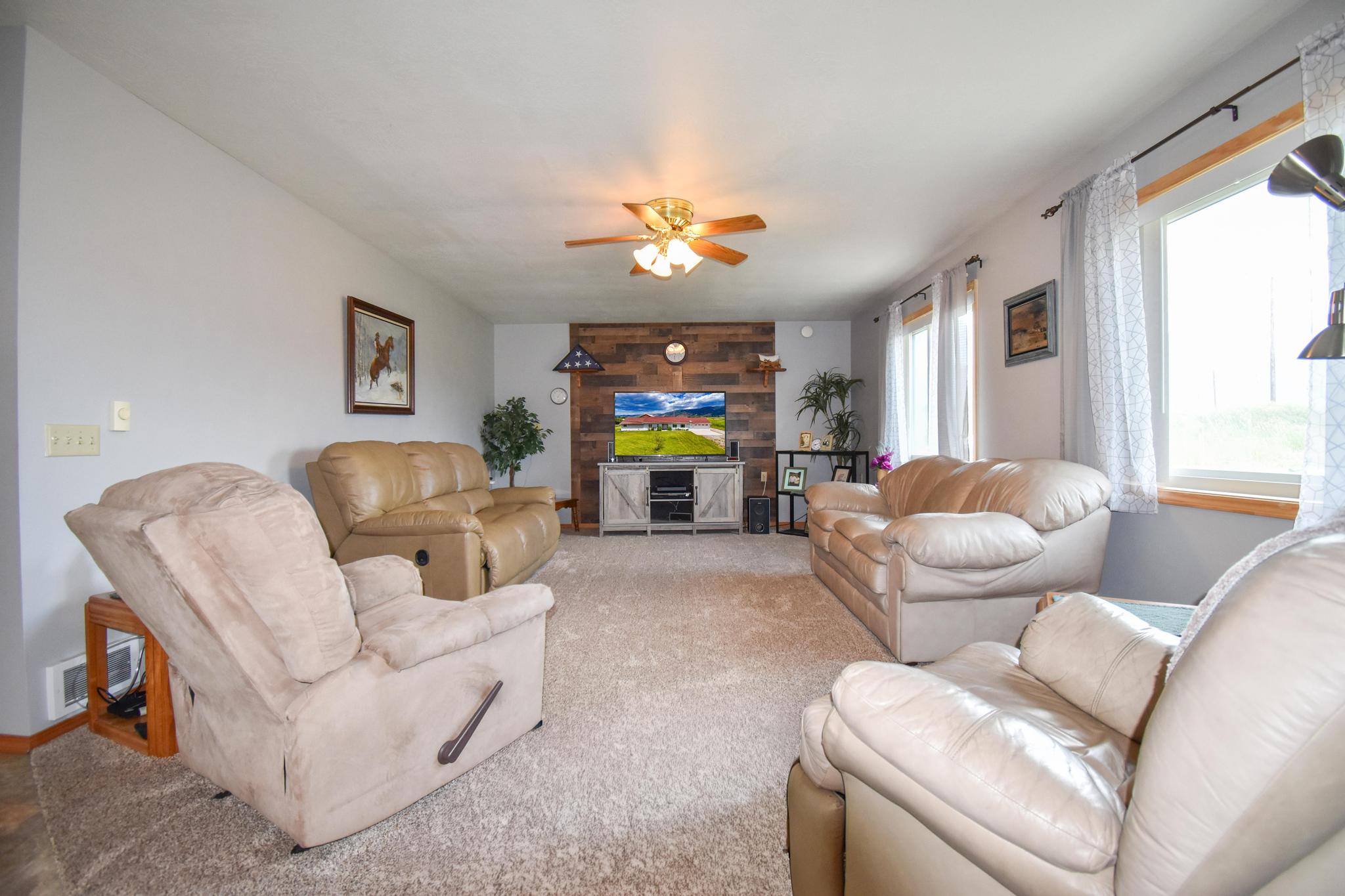 93396 Us Highway 93 Property Photo 7