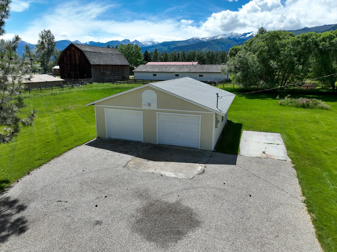 2641 Meridian Road Property Photo 18