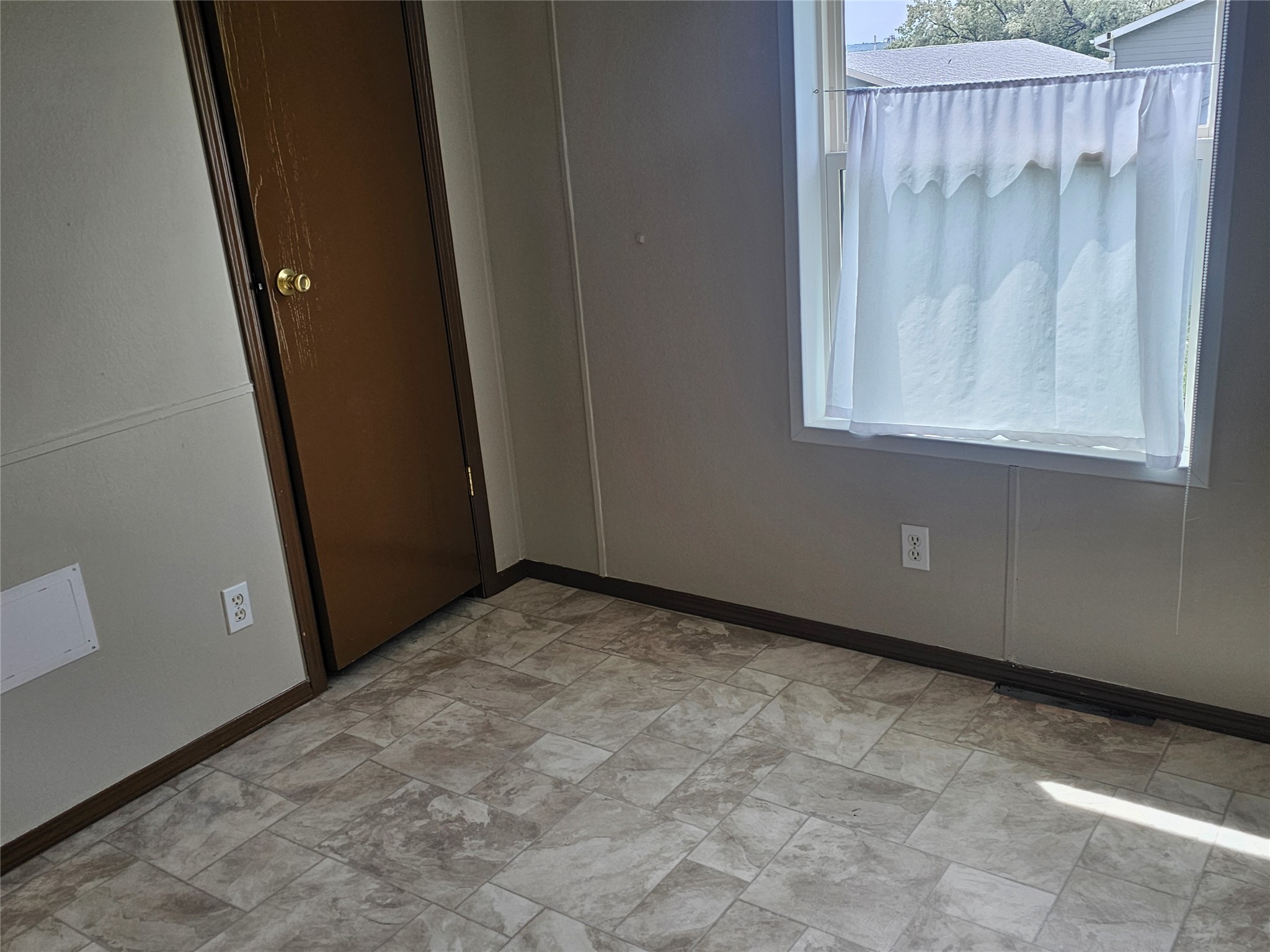 1801 Butte Avenue Property Photo 7