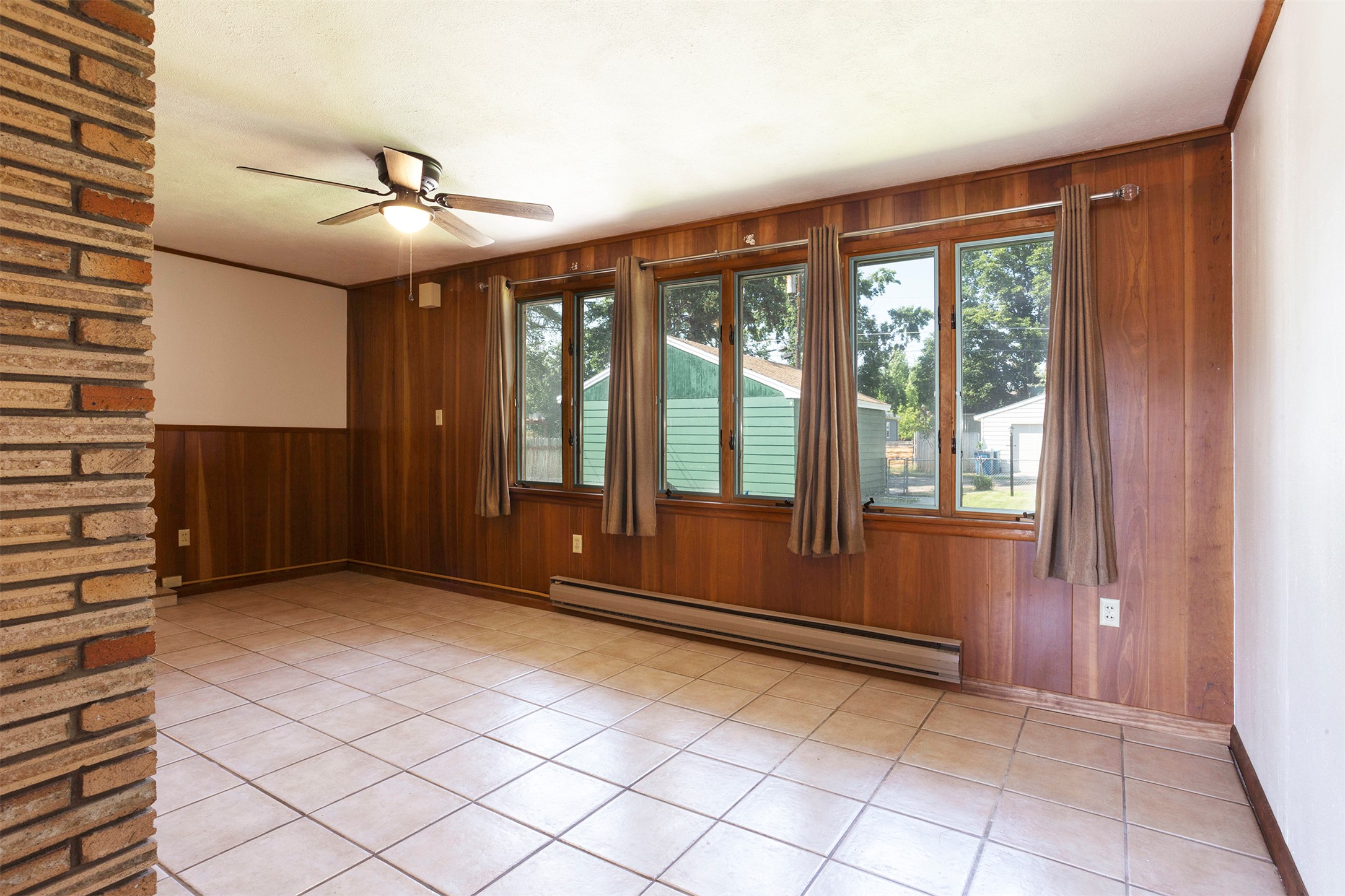 604 Dearborn Avenue Property Photo 7
