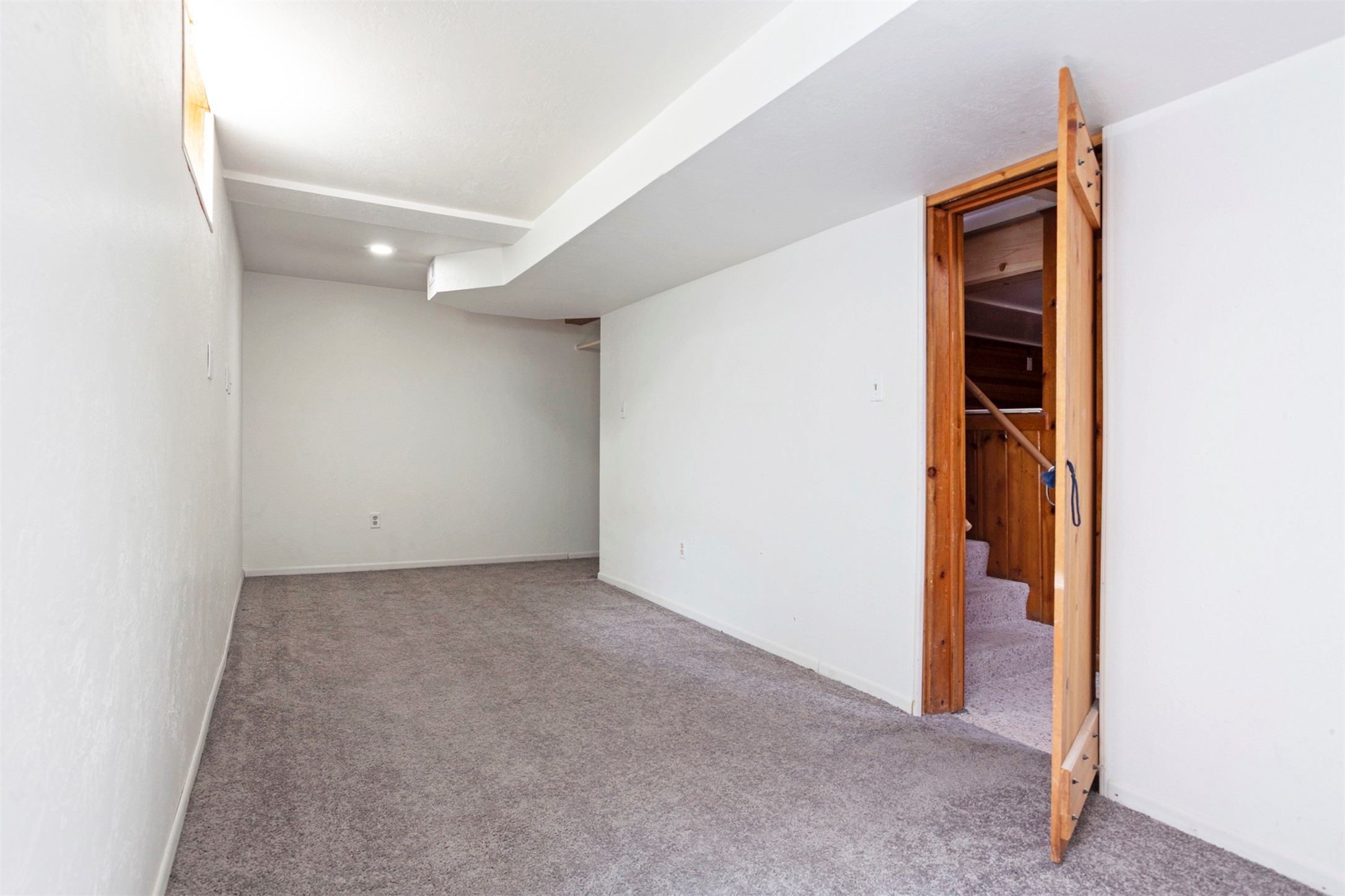 604 Dearborn Avenue Property Photo 20