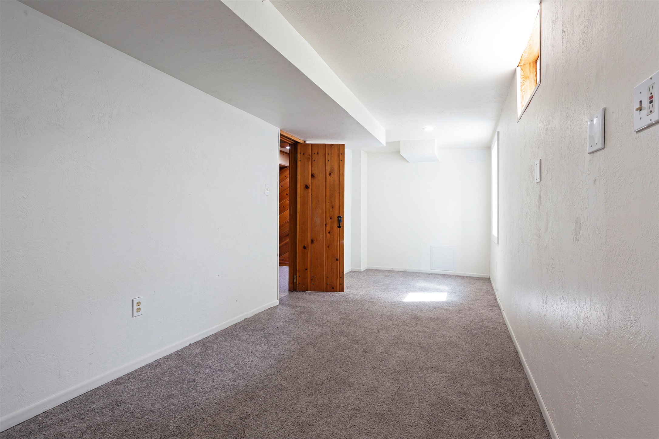 604 Dearborn Avenue Property Photo 21