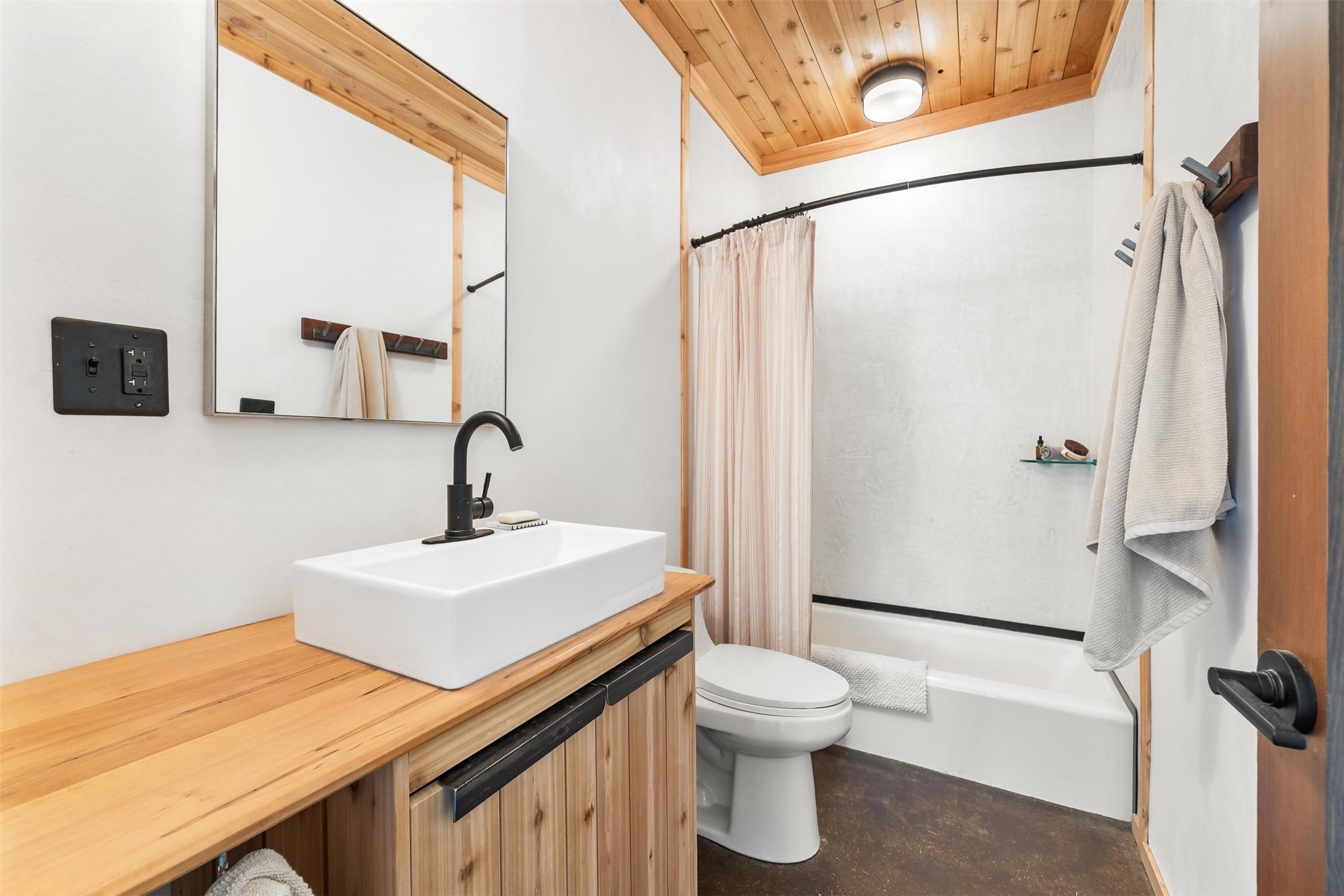776 Heron Court Property Photo 15
