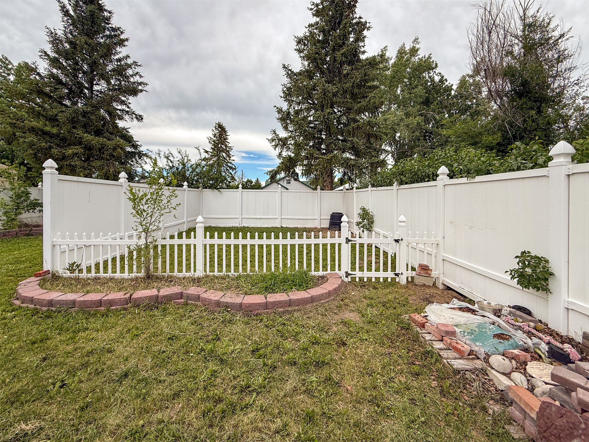 616 2nd Avenue S Property Photo 9