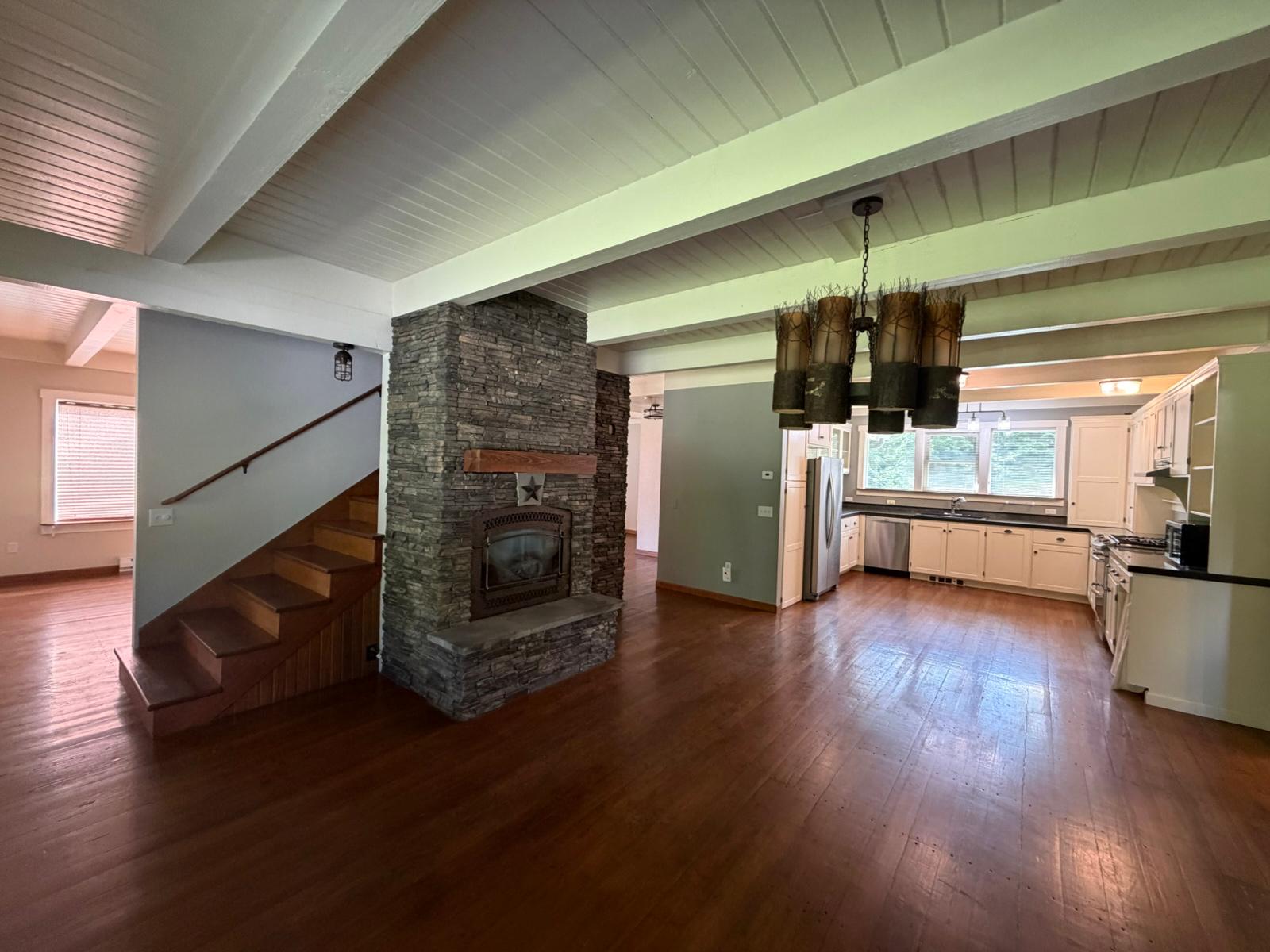 77 Larch Lane Property Photo 11