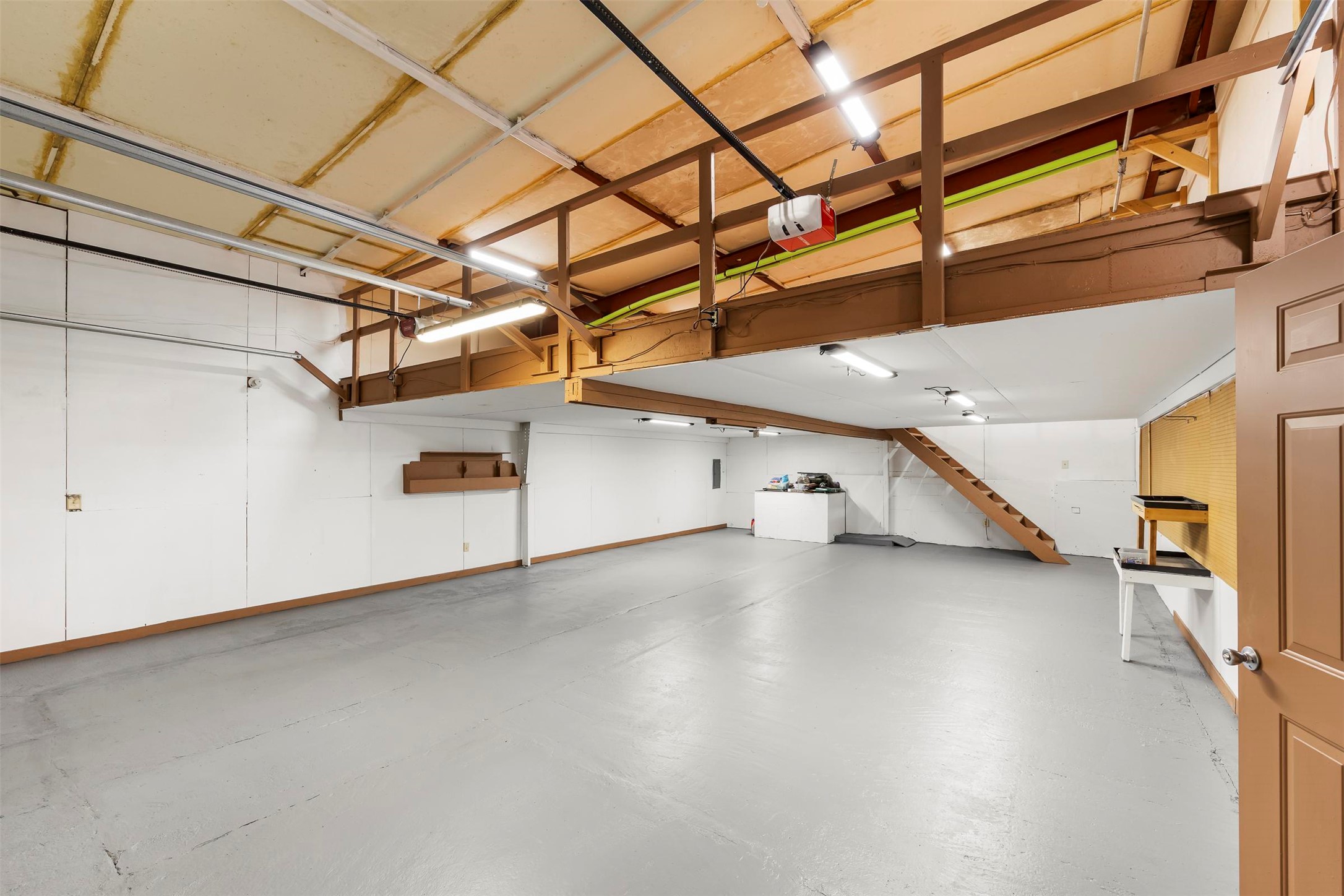 100 Foster Creek Drive Property Photo 46