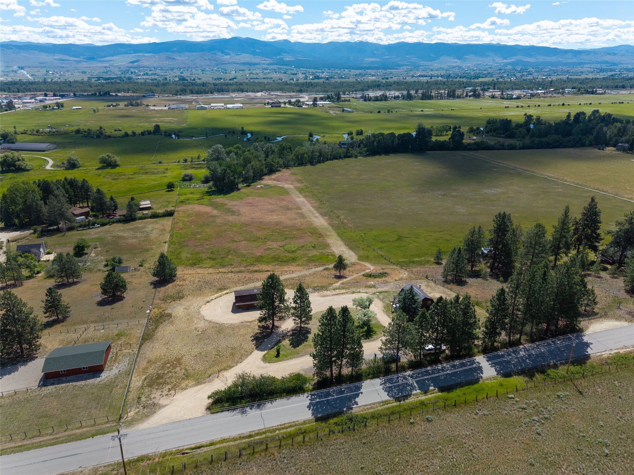 385 Sheafman Creek Road Property Photo 5