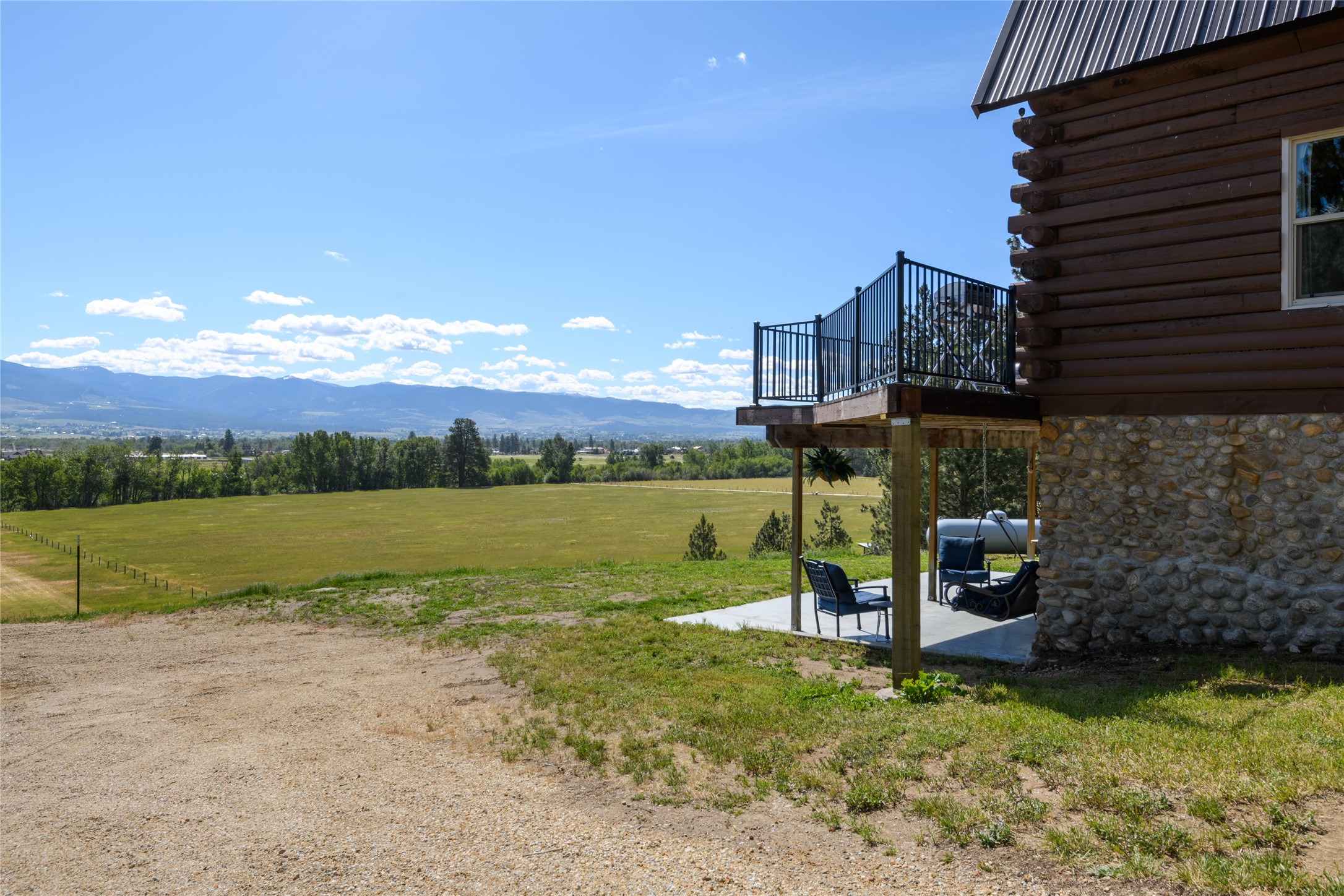 385 Sheafman Creek Road Property Photo 24