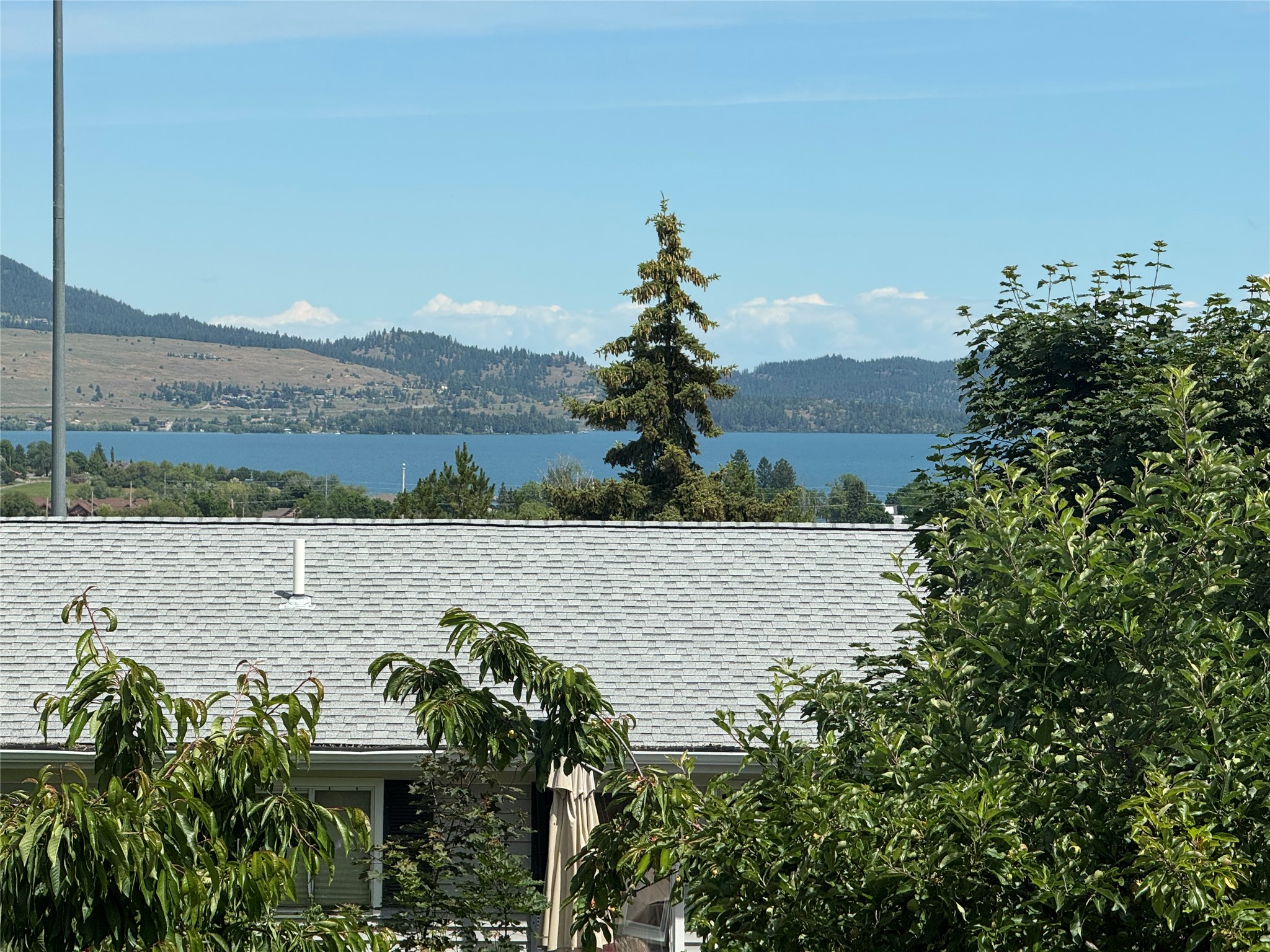 408 20th Avenue W Property Photo 2
