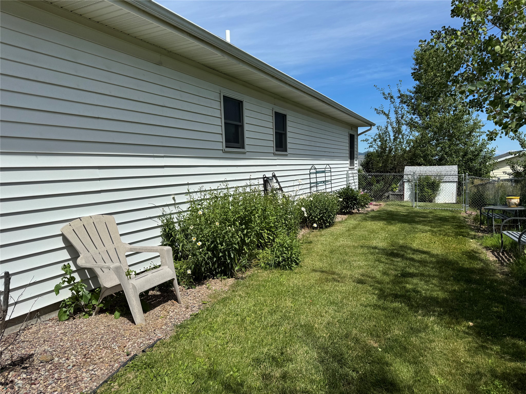 408 20th Avenue W Property Photo 32