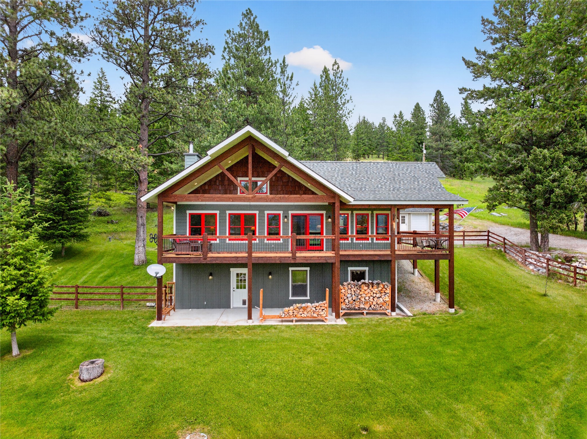 200 Badger Lane Property Photo 3