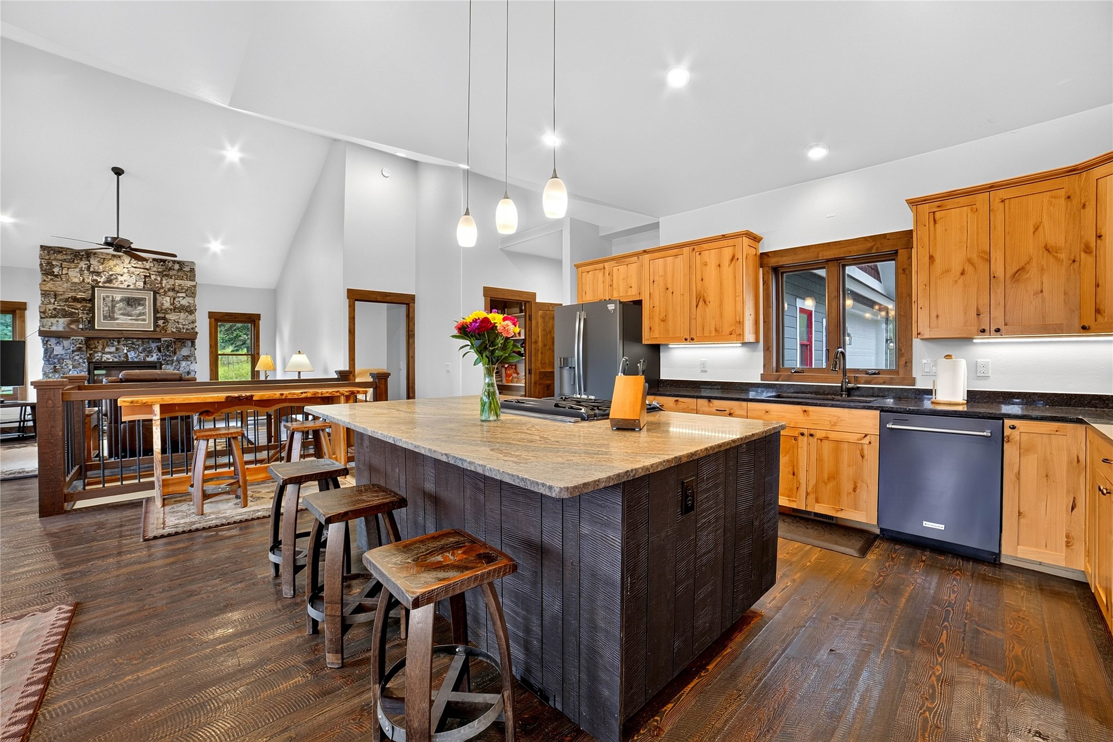 200 Badger Lane Property Photo 18