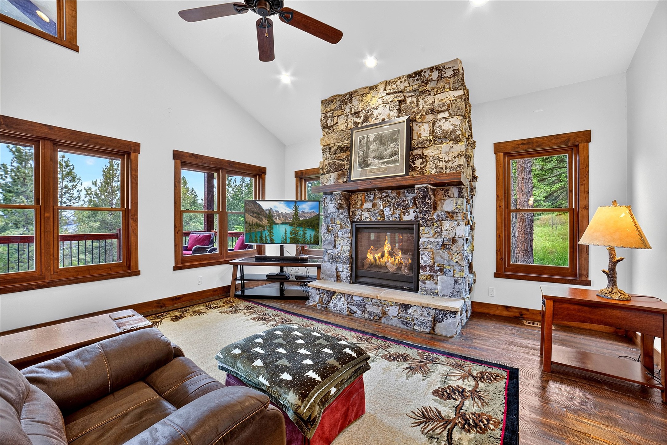 200 Badger Lane Property Photo 28