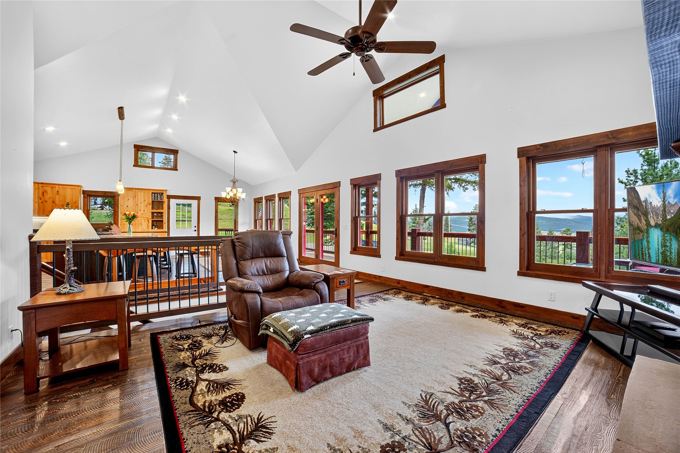 200 Badger Lane Property Photo 29