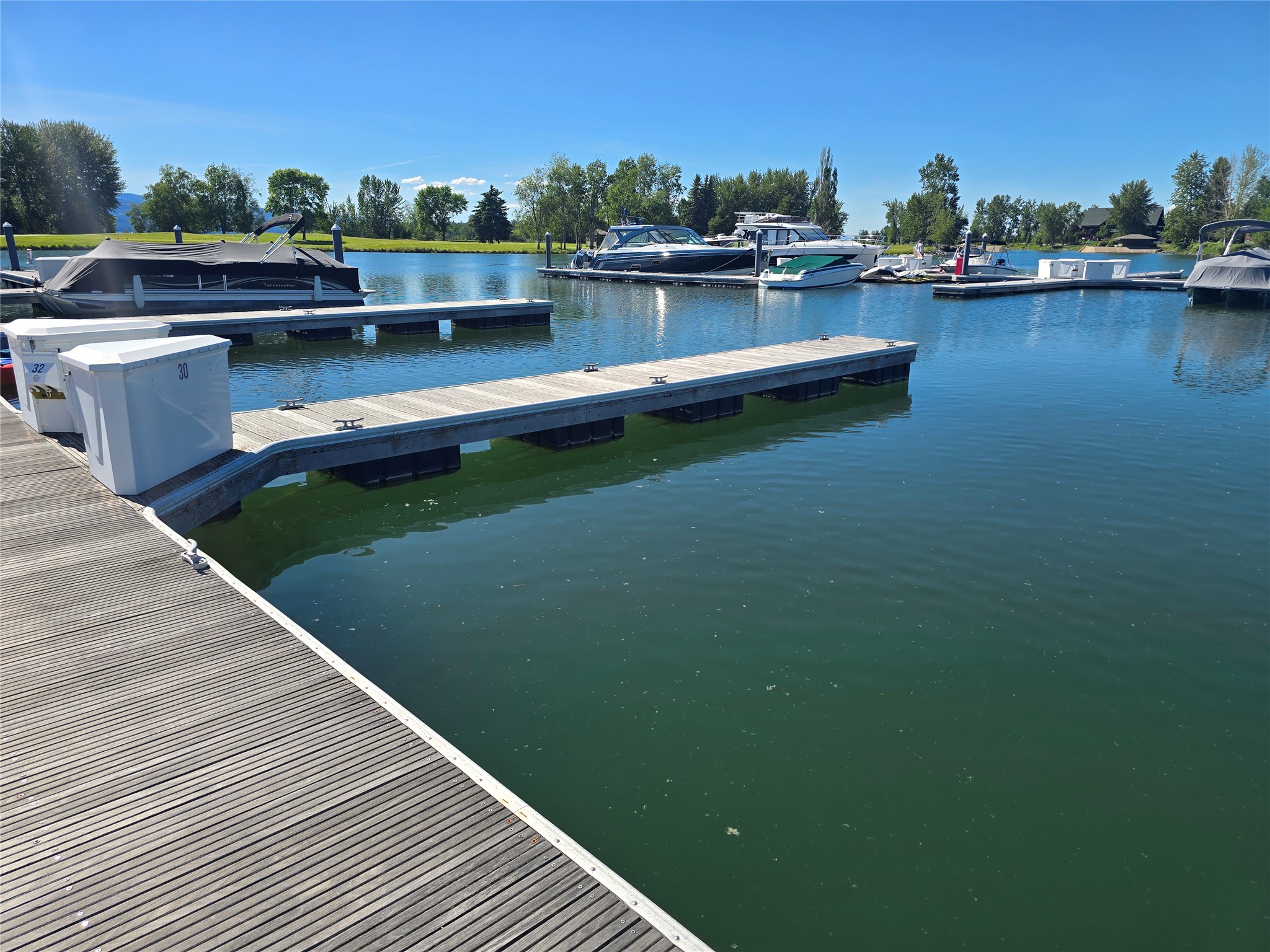 D-30 Dock D Eagle Bend Yacht Harbor Property Photo 2