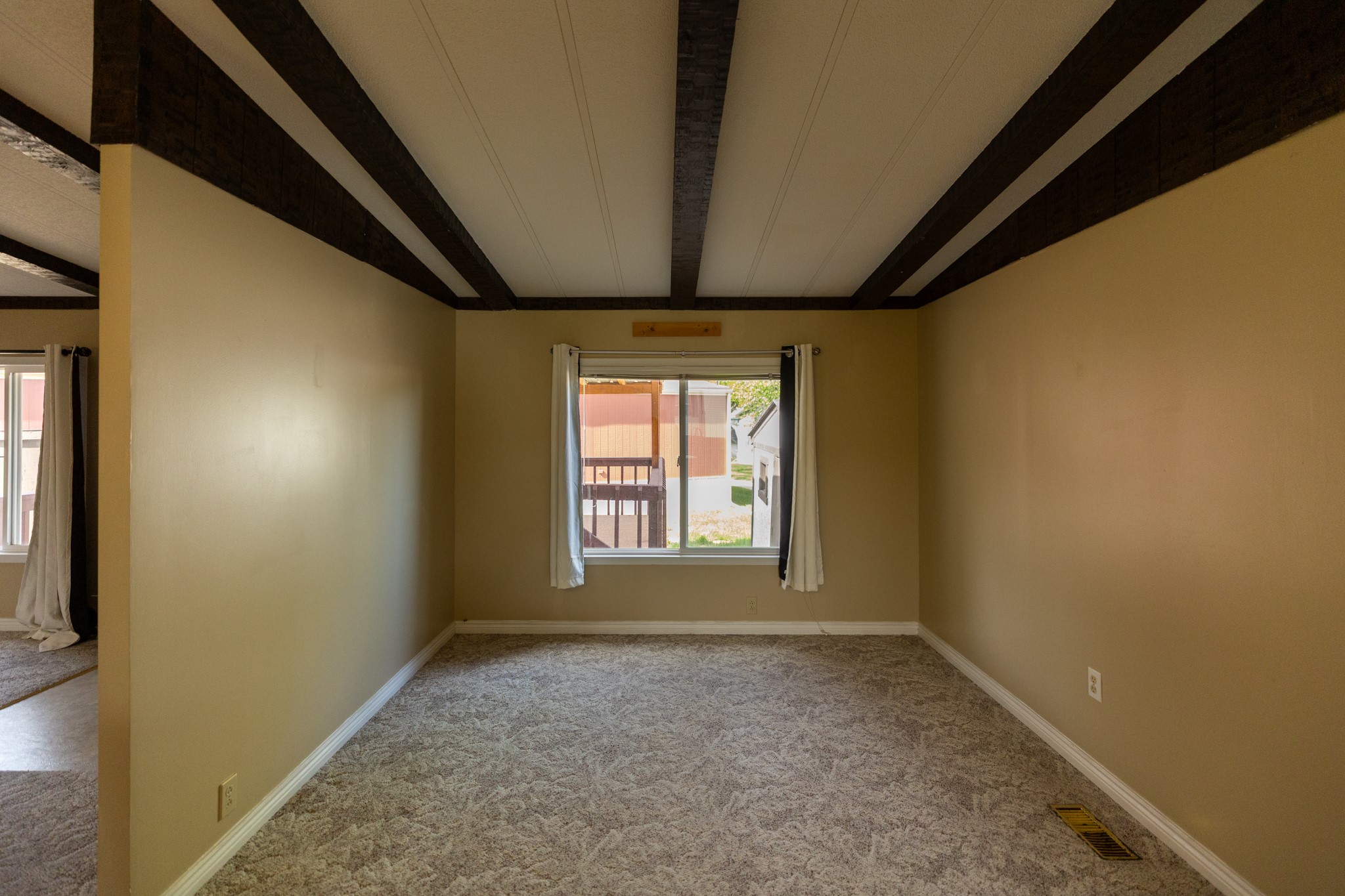 3836 Poker Flats Road Property Photo 15