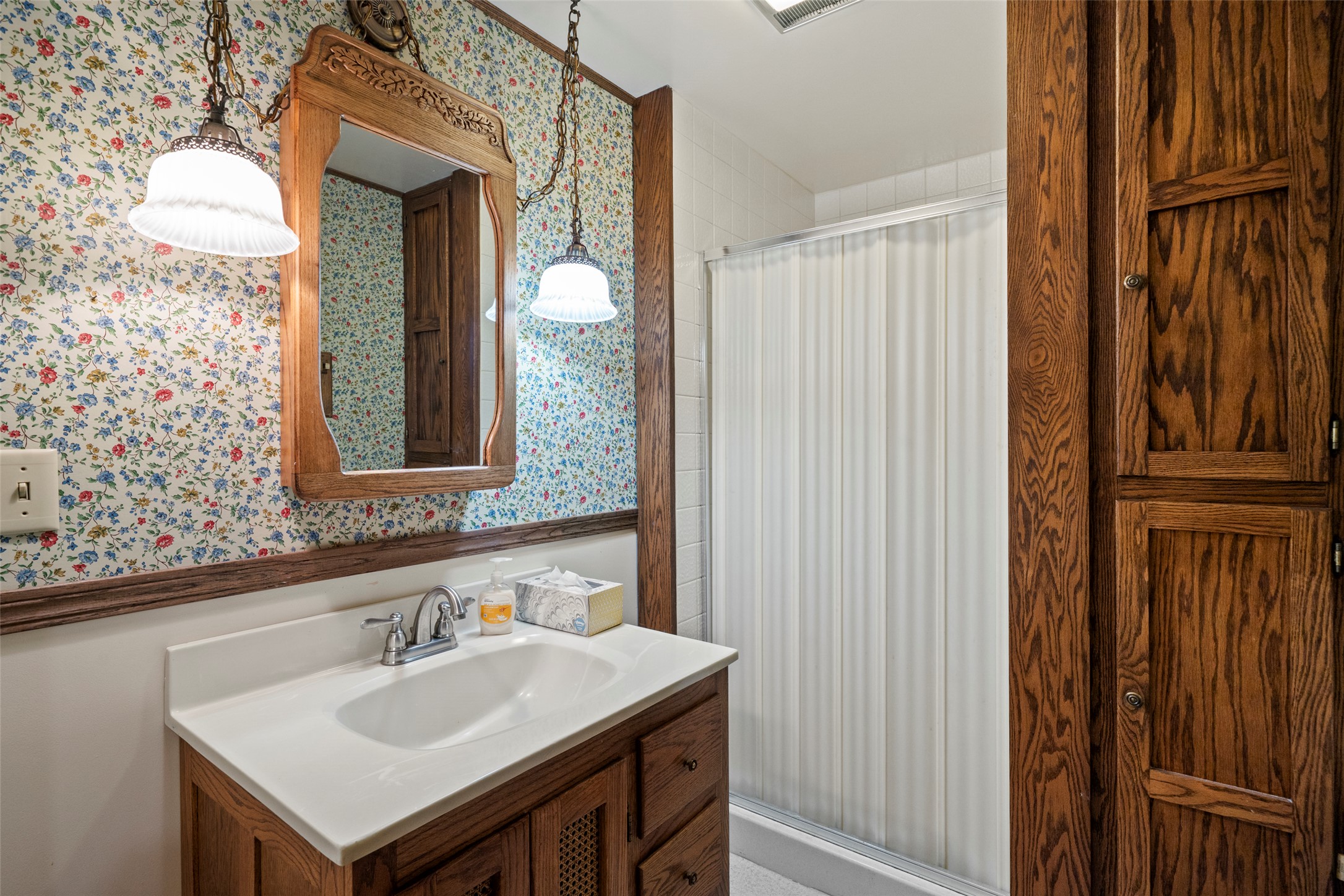 210 N Walnut Street Property Photo 59