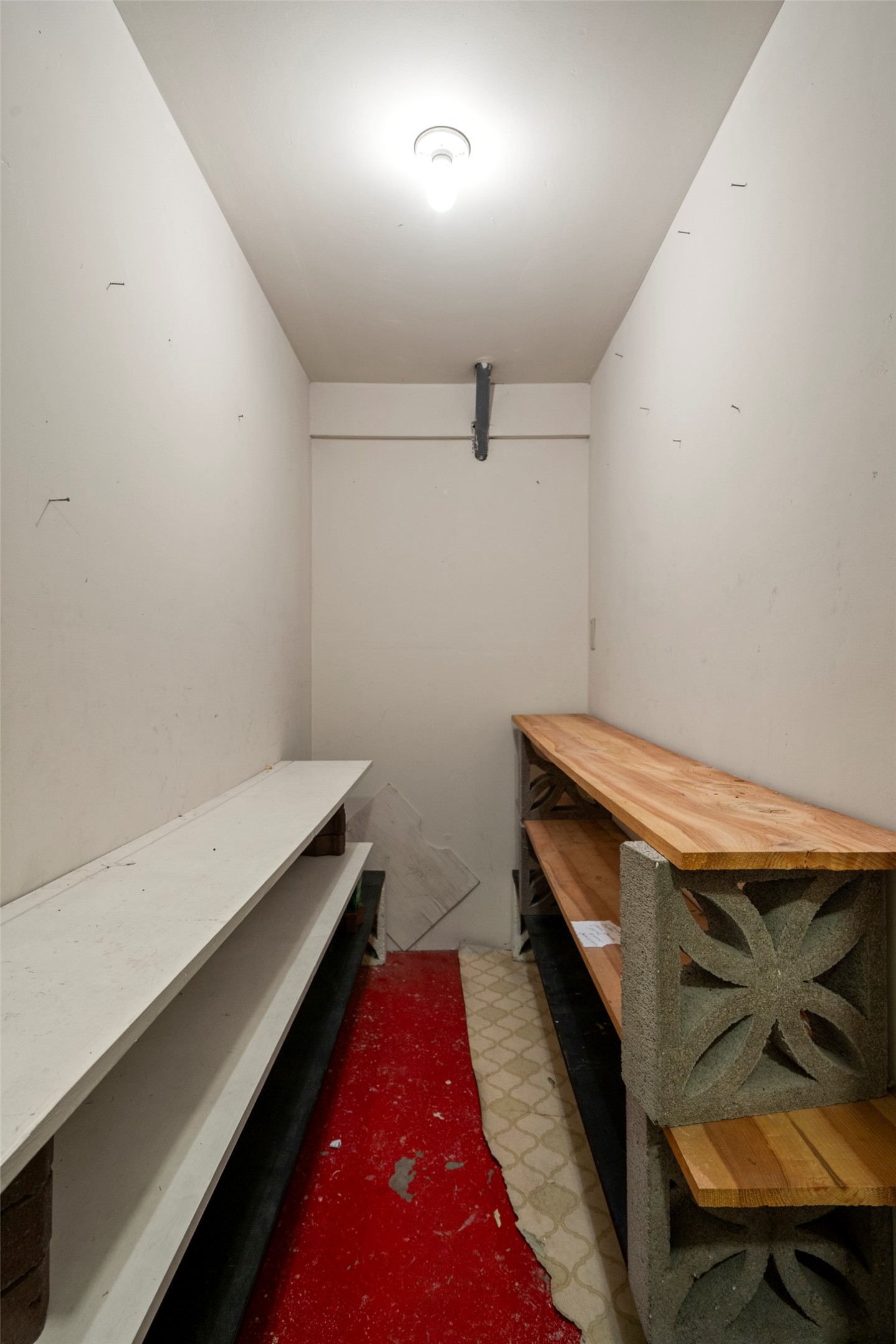 210 N Walnut Street Property Photo 62