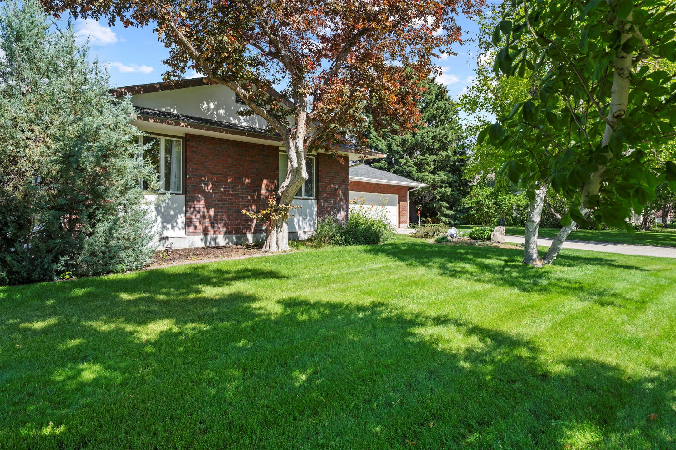 210 N Walnut Street Property Photo 81