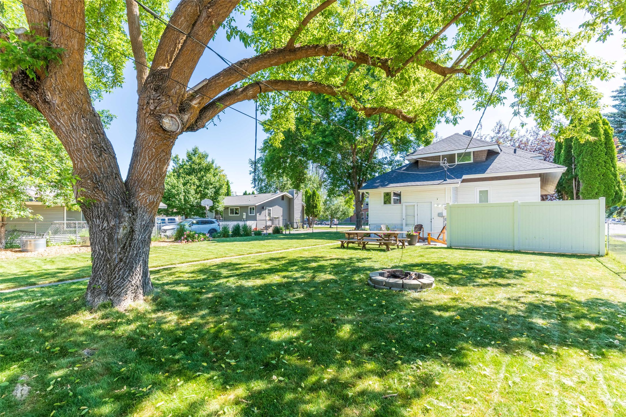 540 Pine Avenue Property Photo 47