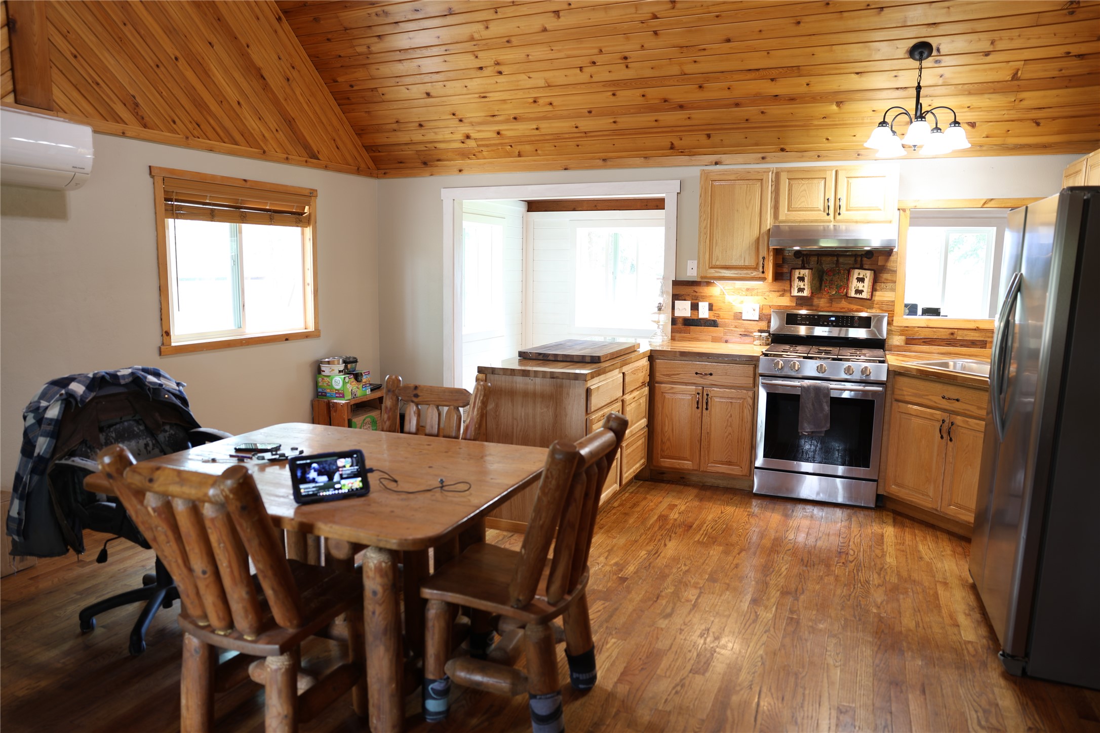 765 Border Lane Property Photo 12